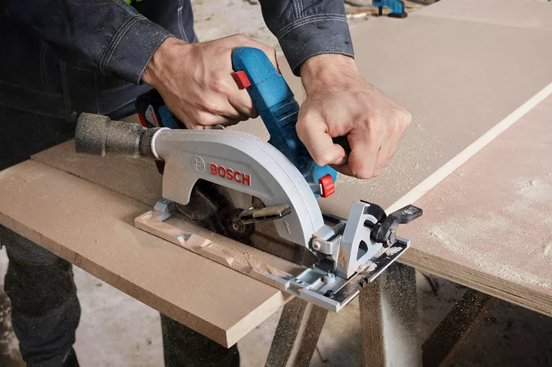 Bosch cordless deals skill saw